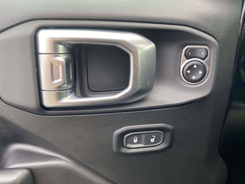 Certified 2024 Jeep Wrangler Sport S image 20