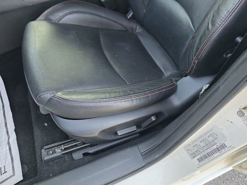 Used 2014 MAZDA MAZDA3 s Grand Touring w/ Technology Package FWD image 10