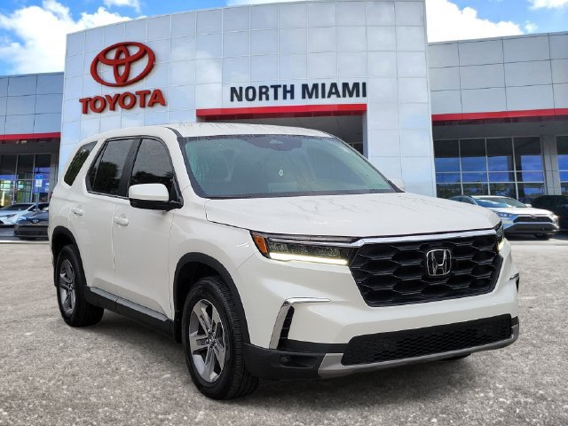 Used 2025 Honda Pilot EX-L image 1