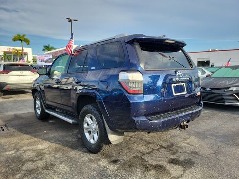 Used 2015 Toyota 4Runner SR5 AWD/4WD image 8