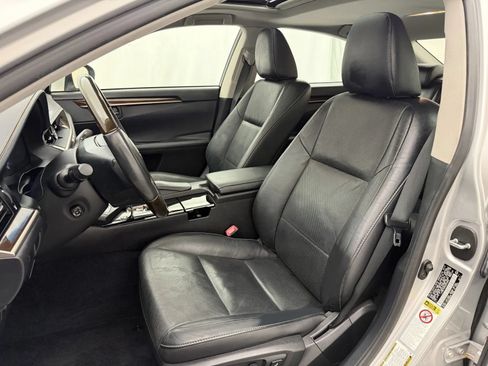 Used 2013 Lexus ES 350 w/ Luxury Pkg FWD image 7