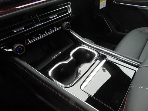 New 2026 Chevrolet Traverse Z71 w/ Enhanced Driving Package image 24