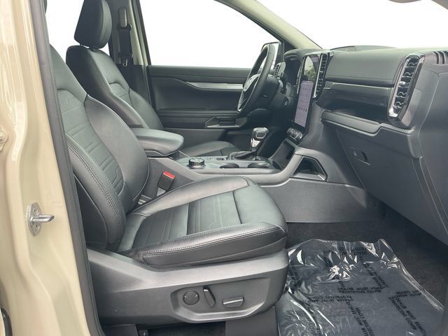 Certified 2025 Ford Ranger Lariat w/ FX4 Off-Road Package AWD/4WD image 17