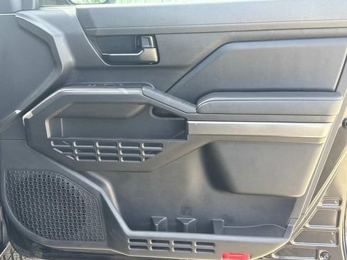 Used 2025 Toyota Tacoma SR5 RWD image 18