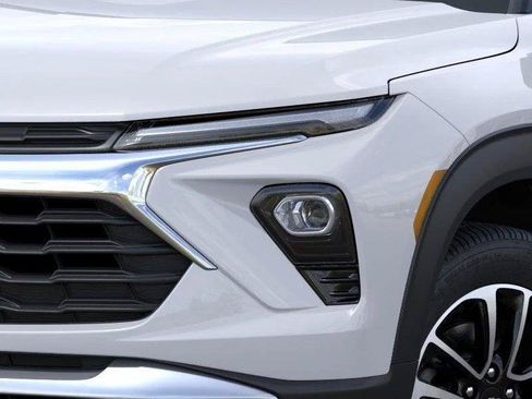 New 2026 Chevrolet TrailBlazer LT w/ Driver Confidence Package FWD image 40