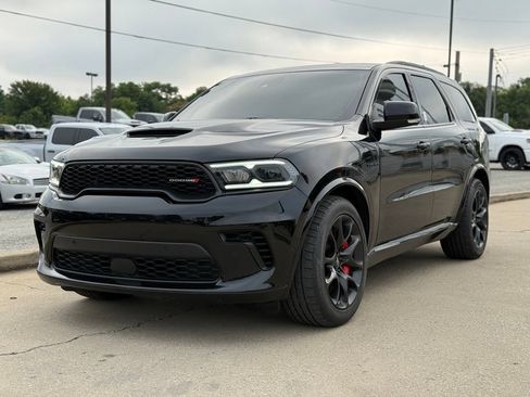Used 2024 Dodge Durango R/T AWD/4WD image 2
