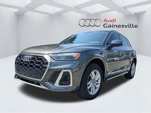 Used 2023 Audi Q5 2.0T Premium w/ Convenience Package AWD/4WD image 11
