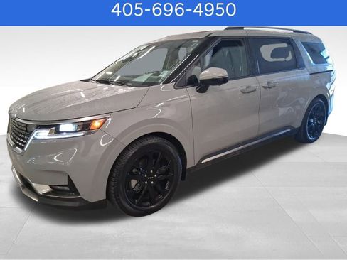 Used 2023 Kia Carnival SX Prestige image 26