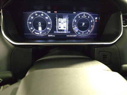 Used 2018 Land Rover Range Rover Sport HSE AWD/4WD image 21