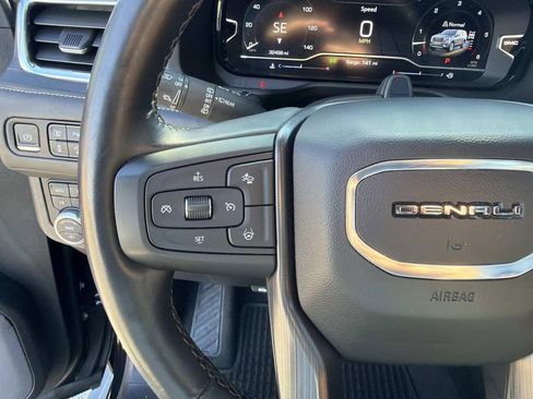 Used 2023 GMC Yukon XL Denali Ultimate image 29