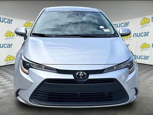 Used 2024 Toyota Corolla LE FWD image 2