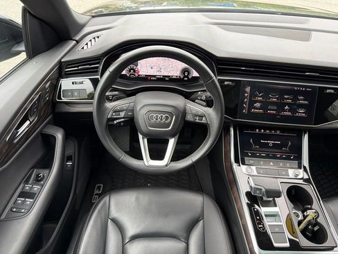 Used 2021 Audi Q8 Premium w/ Black Optic Package AWD/4WD image 27