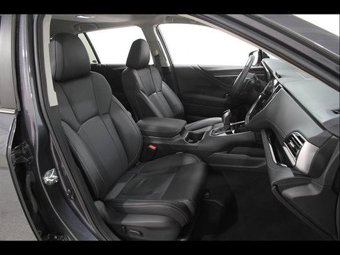Used 2024 Subaru Outback Limited AWD/4WD image 17