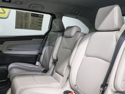 Used 2025 Honda Odyssey EX-L image 19