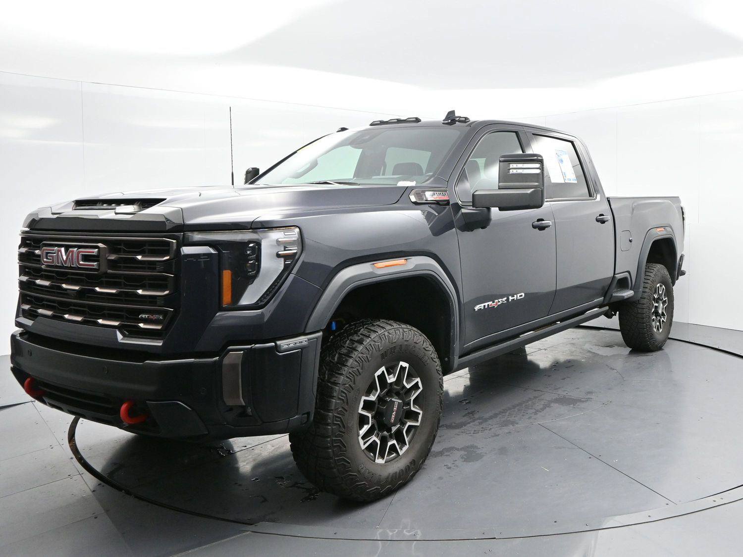 Used 2024 GMC Sierra 2500 AT4X AWD/4WD image 3