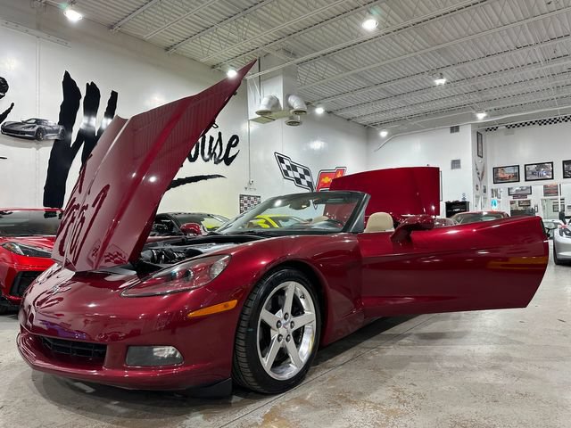 Used 2007 Chevrolet Corvette Convertible w/ Preferred Equipment Group RWD image 26