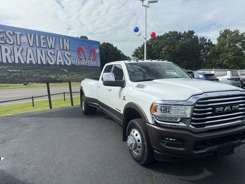 Used 2023 RAM 3500 Limited AWD/4WD image 3