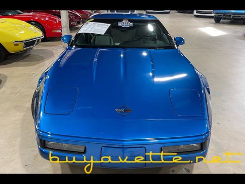 Used 1992 Chevrolet Corvette Coupe image 4