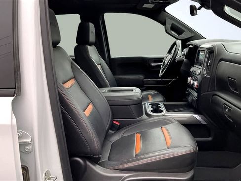 Used 2022 GMC Sierra 1500 AT4 w/ AT4 Premium Package image 14
