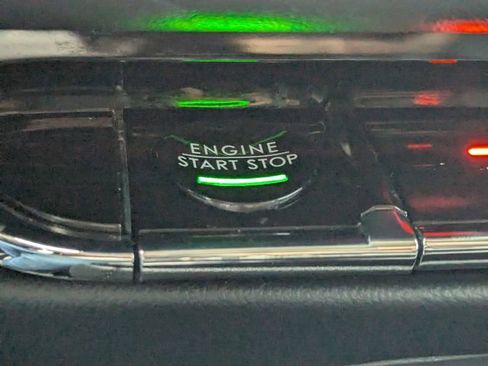 Certified 2021 Lincoln Nautilus Reserve w/ Equipment Group 201A image 29