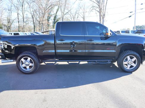 Used 2017 Chevrolet Silverado 2500 LTZ w/ Duramax Plus Package image 4