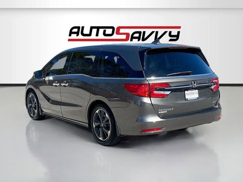 Used 2023 Honda Odyssey Elite image 5