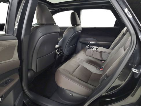 Used 2024 Lexus RX 350 AWD w/ Convenience Package image 35