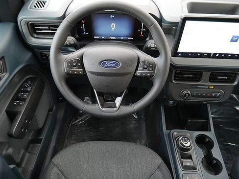 Used 2025 Ford Maverick XLT w/ XLT Luxury Package image 17