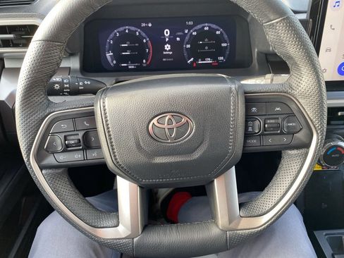 Used 2025 Toyota Tacoma SR5 image 14