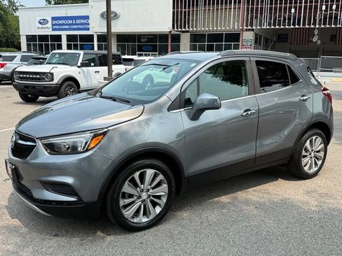 Used 2020 Buick Encore Preferred FWD image 4