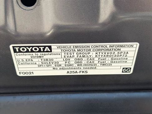 Used 2019 Toyota Camry LE FWD image 20