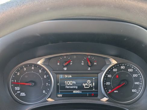 Used 2024 GMC Terrain SLE FWD image 10