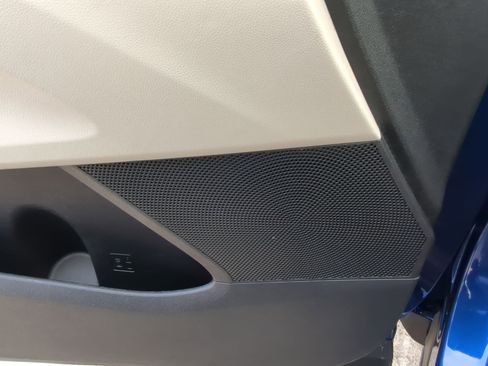 Used 2022 Kia Sorento S w/ Panoramic Sunroof Package image 14