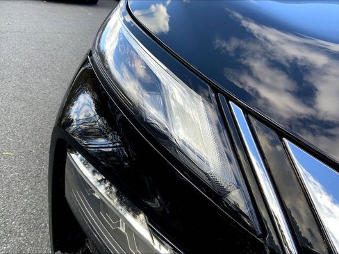 Used 2021 Nissan Rogue SV image 30