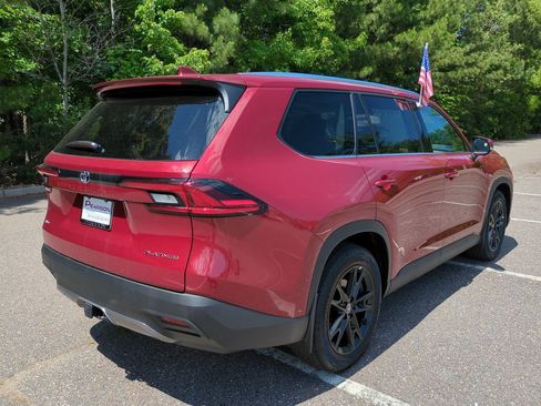New 2026 Toyota Grand Highlander AWD image 4