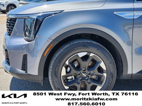 Used 2025 Kia Sorento S AWD/4WD image 6