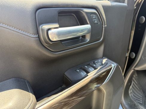 Used 2021 Chevrolet Silverado 1500 RST AWD/4WD image 16