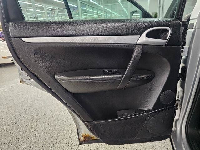 Used 2008 Porsche Cayenne AWD/4WD image 24