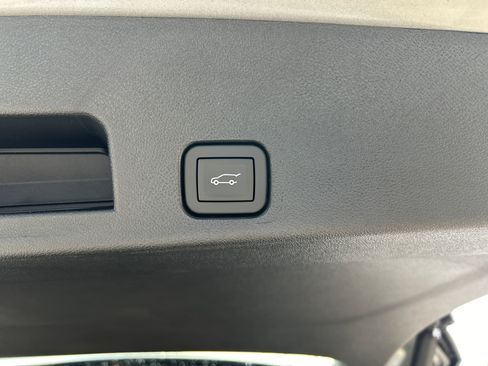 New 2025 Buick Enclave Avenir w/ Super Cruise Package image 15