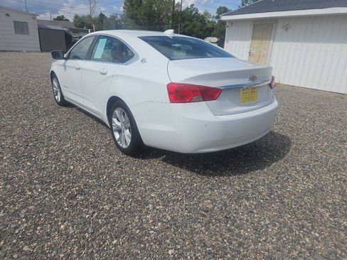 Used 2015 Chevrolet Impala LT w/ Convenience Package FWD image 3