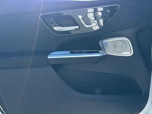 Used 2026 Mercedes-Benz GLC 300 4MATIC image 14