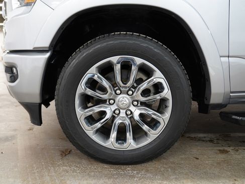 Used 2021 RAM 1500 Laramie w/ Sport Appearance Package image 16