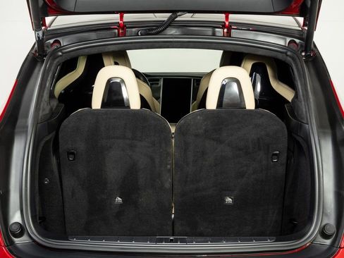 Used 2016 Tesla Model X P90D image 27