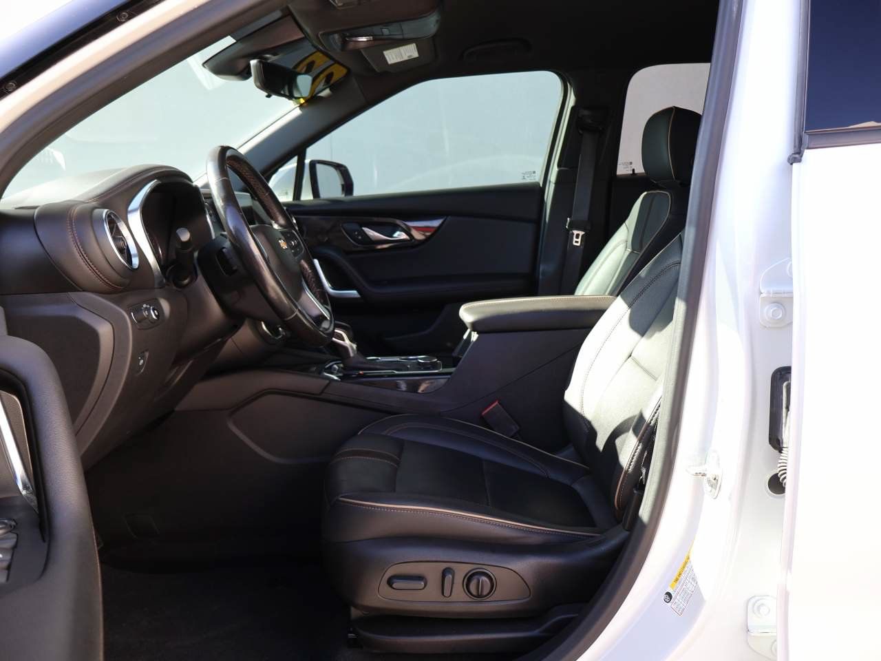 Used 2022 Chevrolet Blazer Premier w/ Driver Confidence II Package FWD image 8