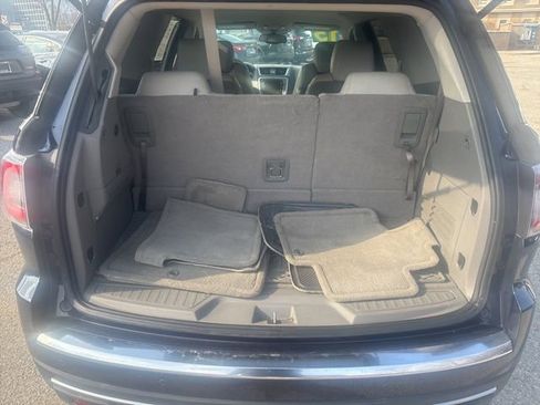 Used 2015 GMC Acadia SLT image 6