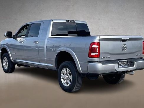 Used 2022 RAM 2500 Laramie AWD/4WD image 9