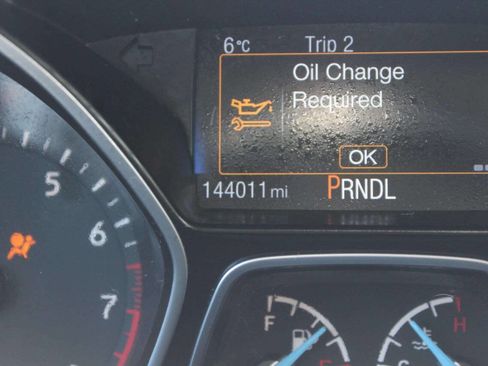 Used 2016 Ford Focus SE w/ SE Cold Weather Package image 8