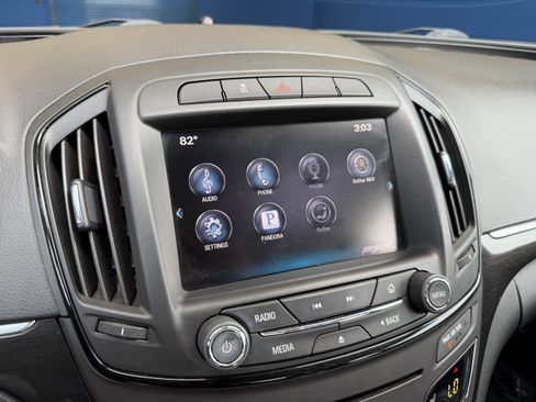 Used 2014 Buick Regal FWD image 19