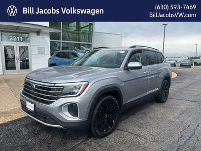 Used 2025 Volkswagen Atlas SE w/ Panoramic Sunroof Package