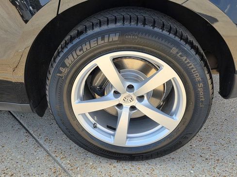 Used 2021 Porsche Macan image 15